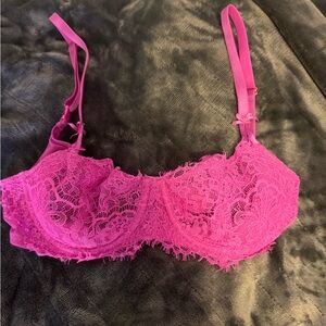 Victorias Secret Lace Underwire Bra